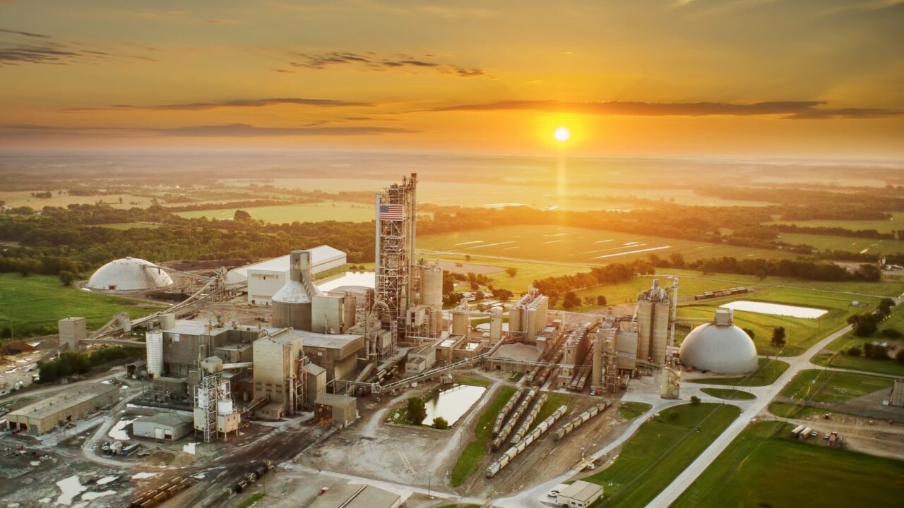 Ash Grove Cement Co. Chanute Area Chamber of Commerce & Office of Tourism